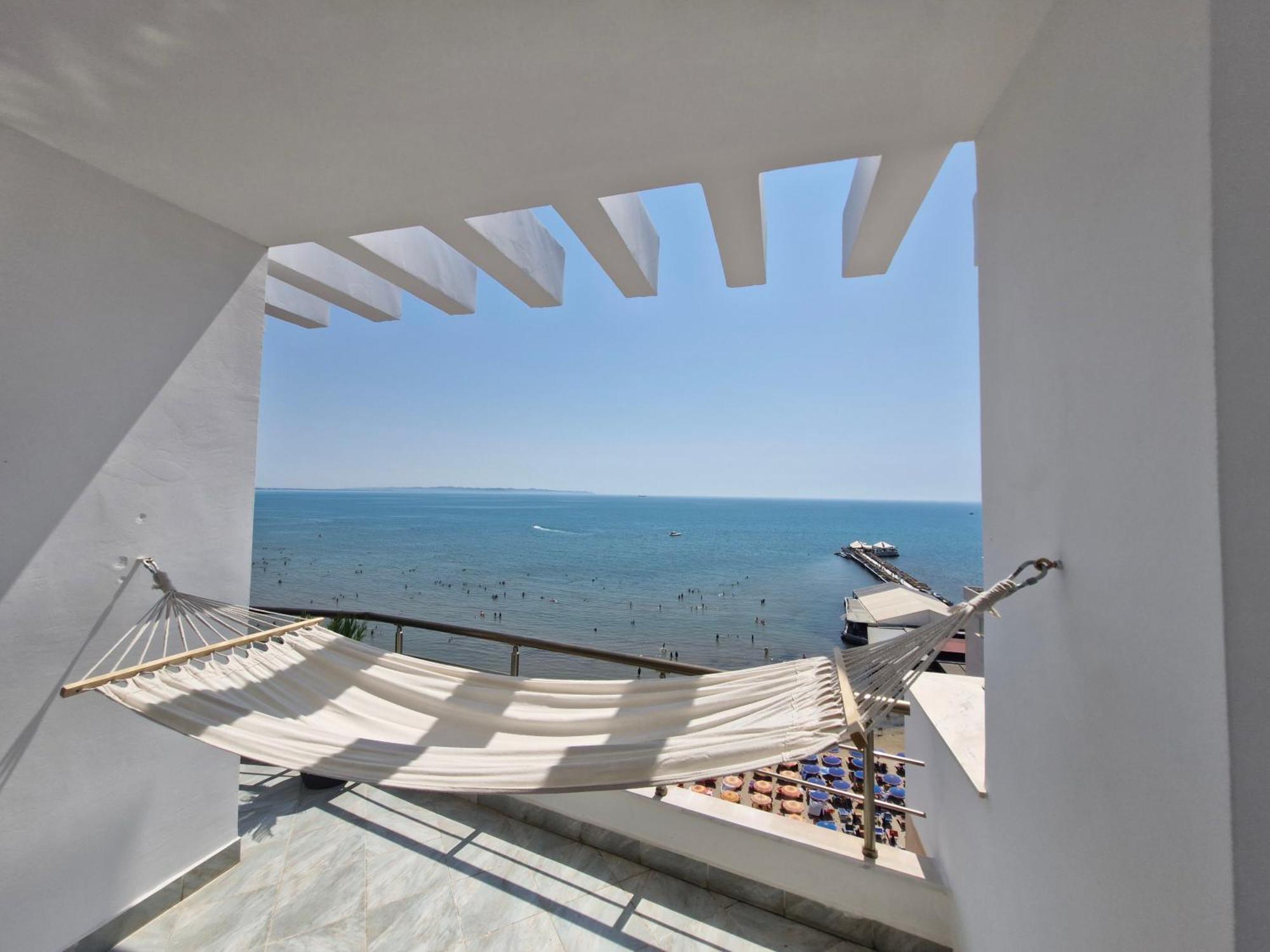 Luxury Penthouse Villa Durrës Buitenkant foto