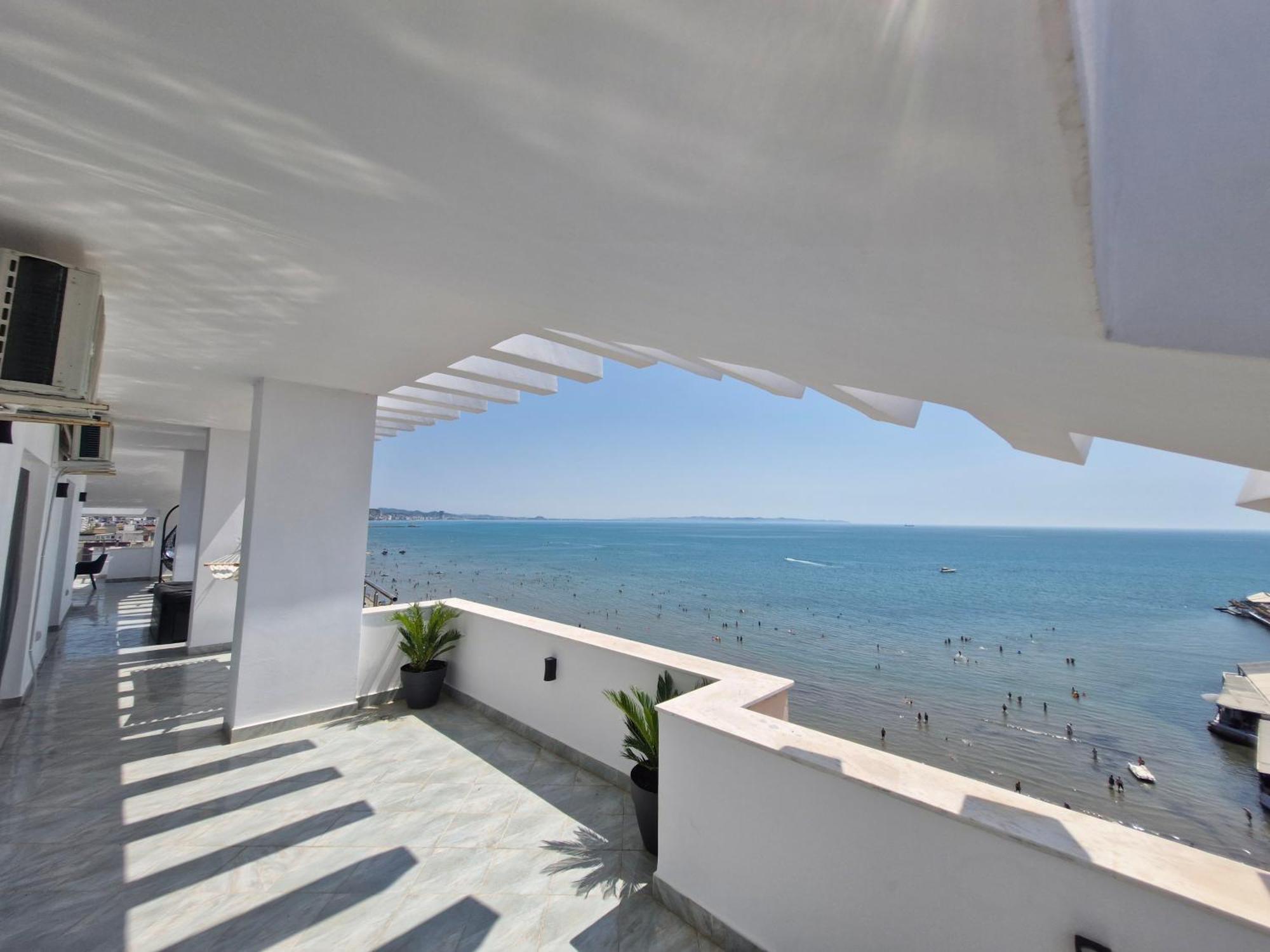 Luxury Penthouse Villa Durrës Buitenkant foto