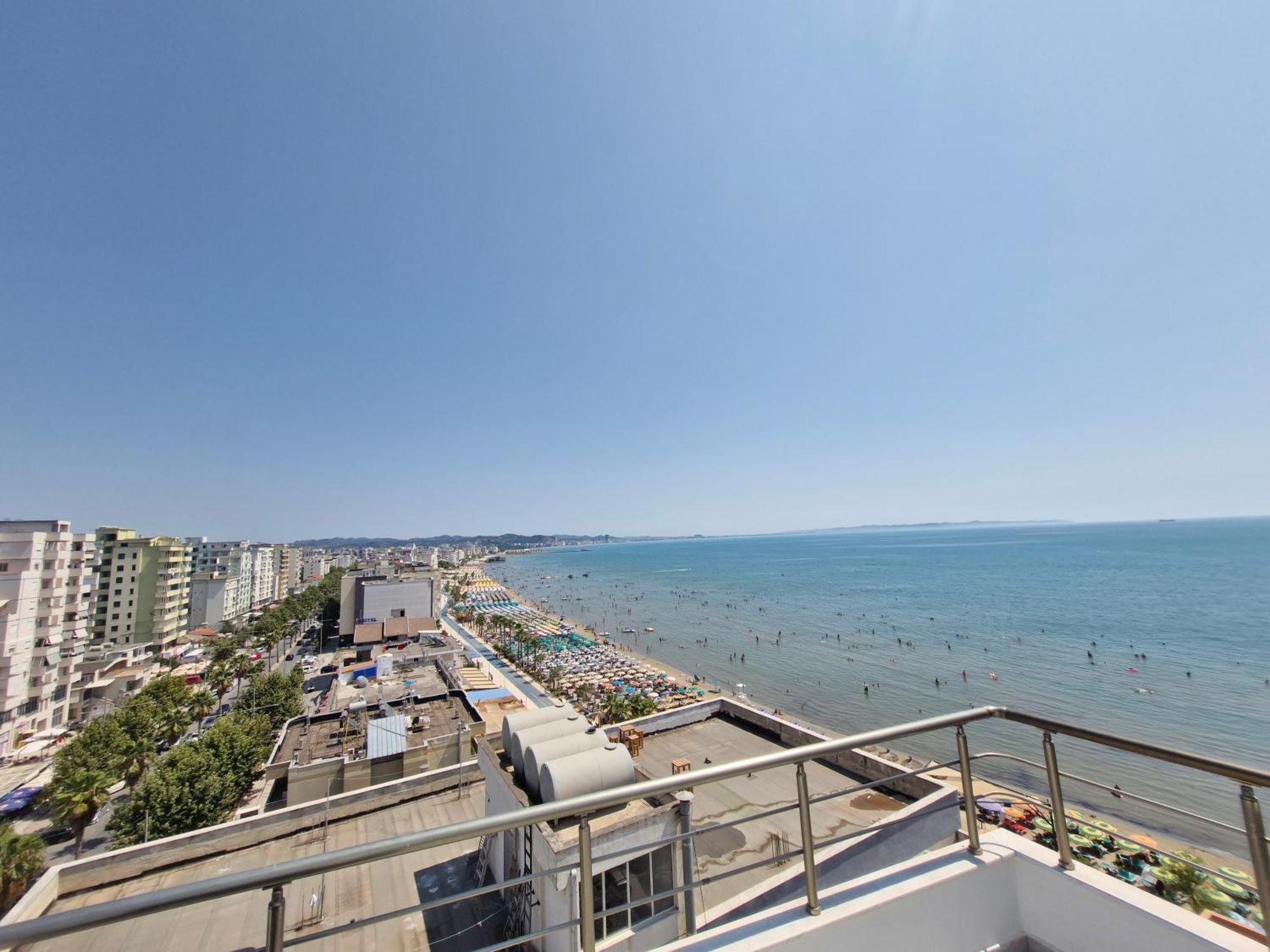 Luxury Penthouse Villa Durrës Buitenkant foto