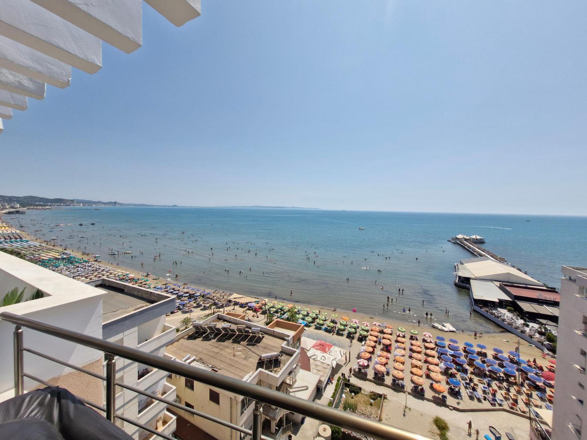 Luxury Penthouse Villa Durrës Buitenkant foto