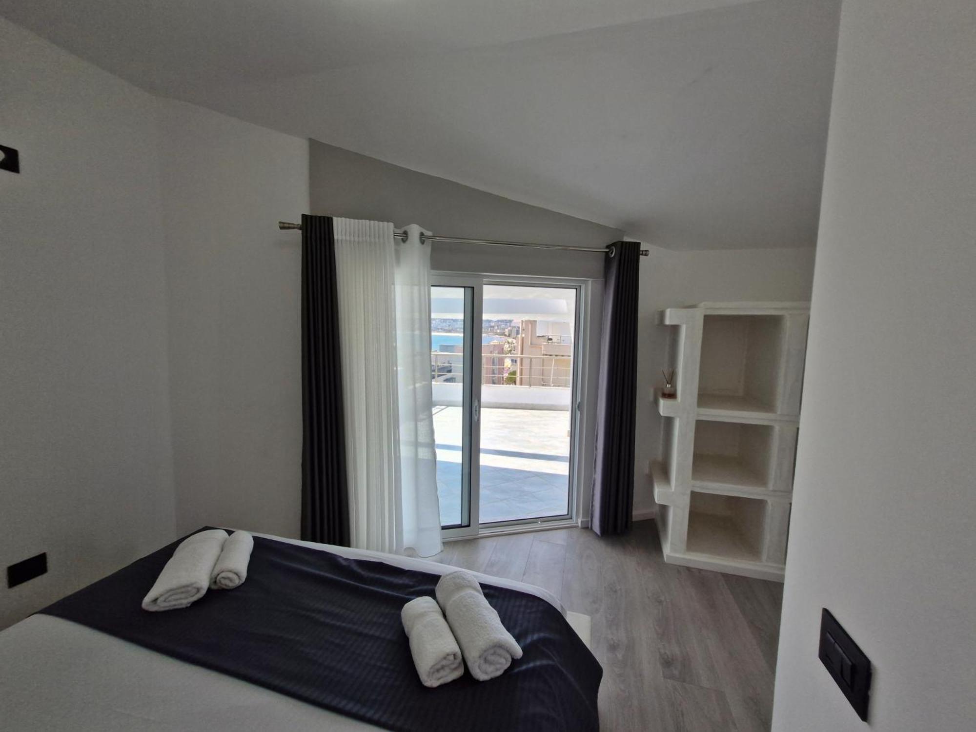 Luxury Penthouse Villa Durrës Buitenkant foto